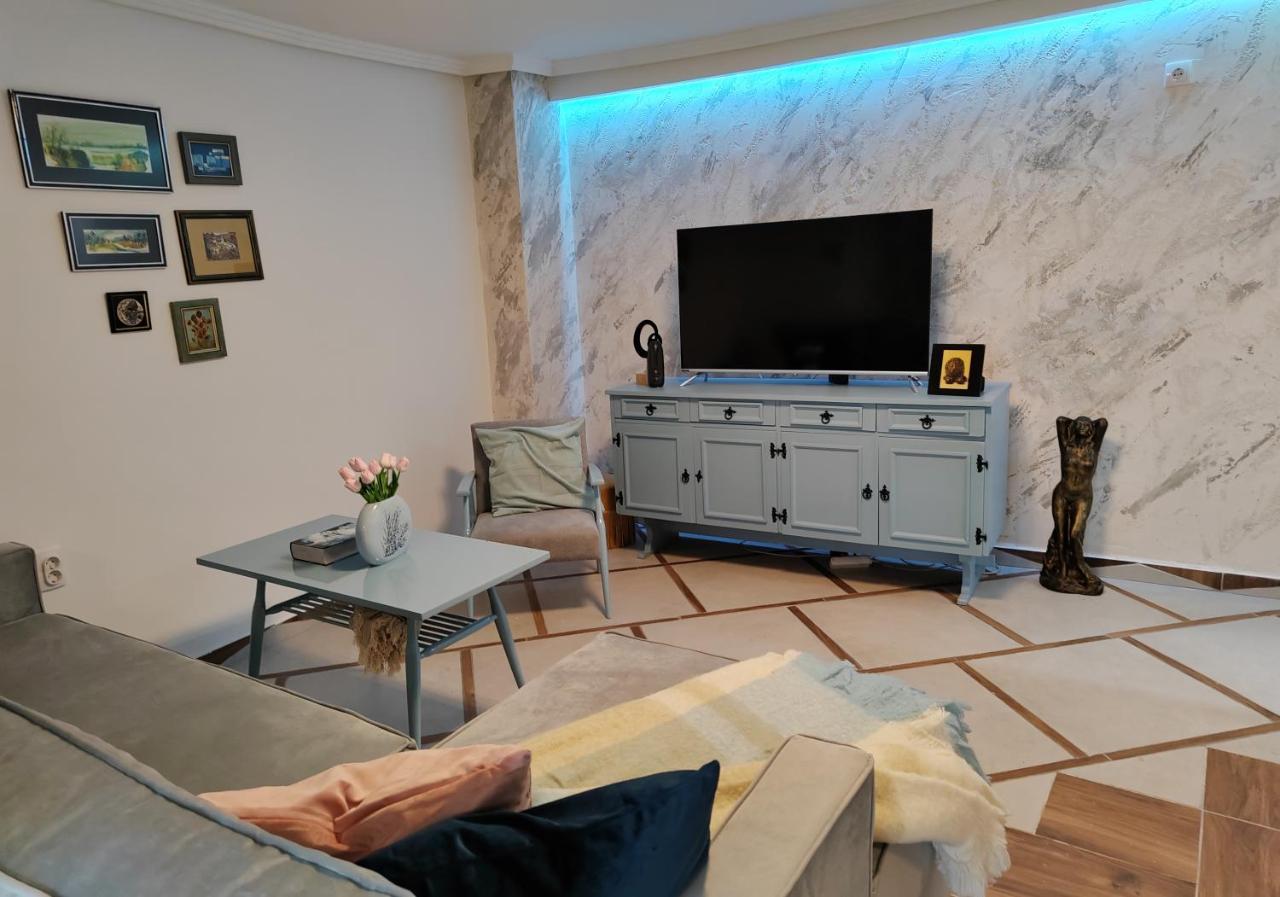 Nora 1 Apartment Sremska Mitrovica Ngoại thất bức ảnh