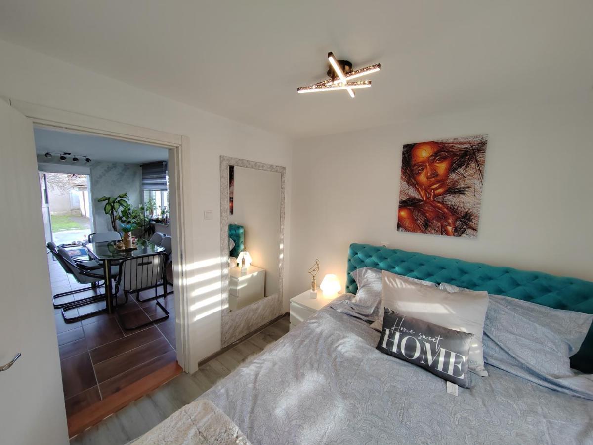 Nora 1 Apartment Sremska Mitrovica Ngoại thất bức ảnh